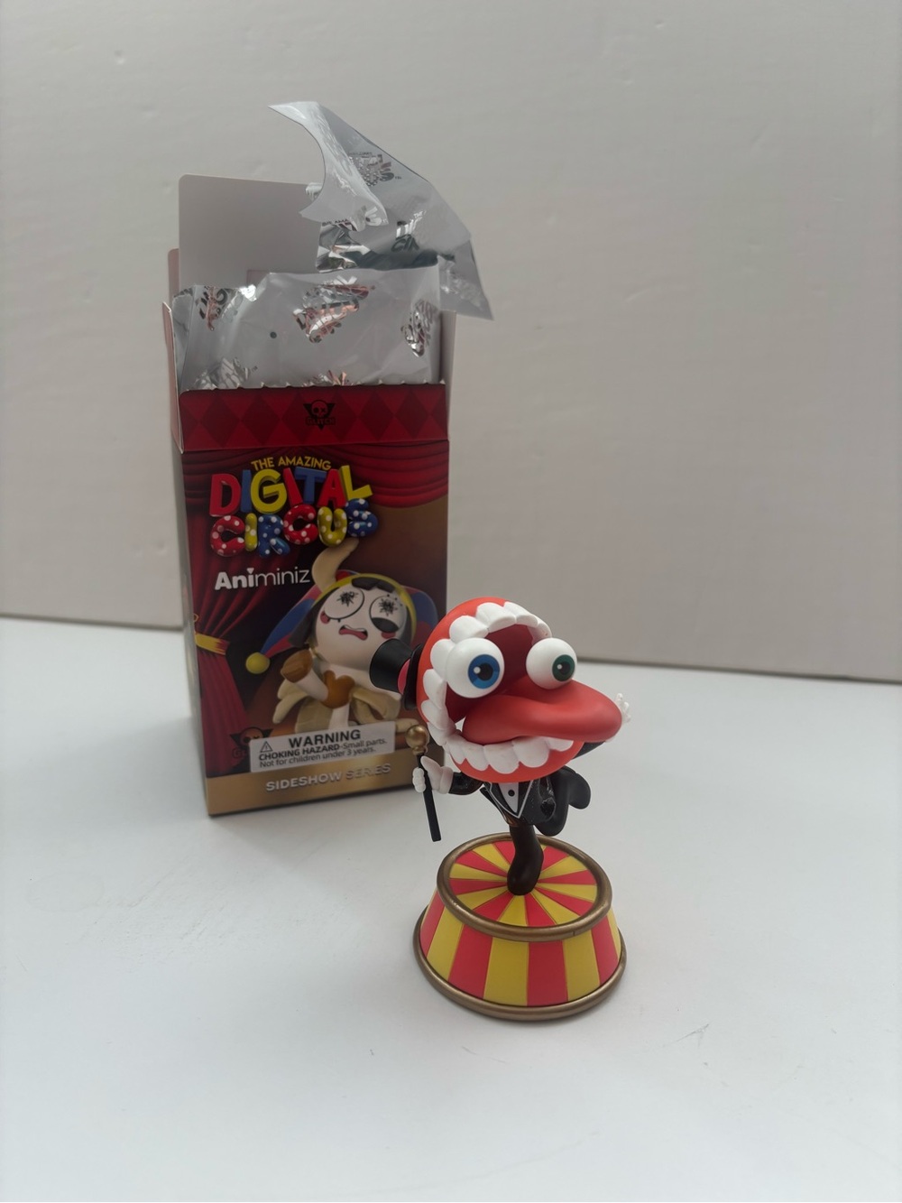 The Amazing Digital Circus Animiniz Side Show Series Ringmaster CAINE Glitch